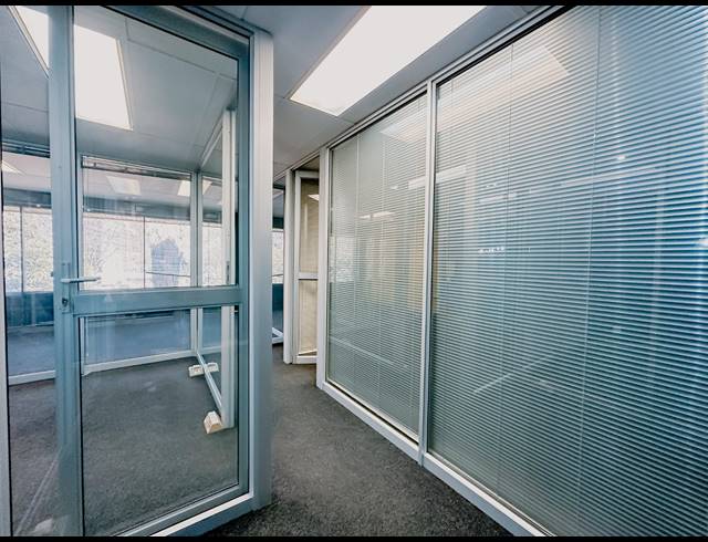 109M² OFFICE TO LET IN BEDFORDVIEW
